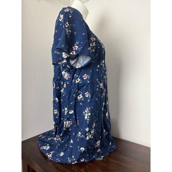 Torrid Navy Blue with Floral Babydoll Challis Lace-Up Hi Low Top 1X NWT - Picture 8 of 12